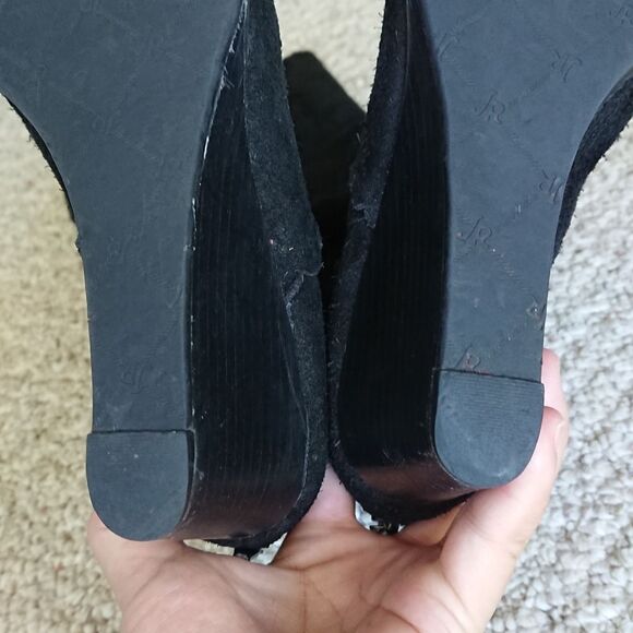 Jack Rogers Mia Suede Wedge Black Boot Size 5M - Picture 11 of 12